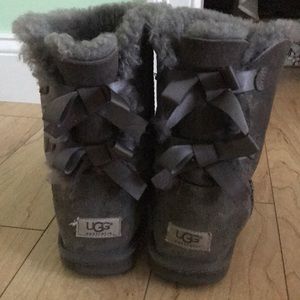 REAL grey Bailey Bow UGGS